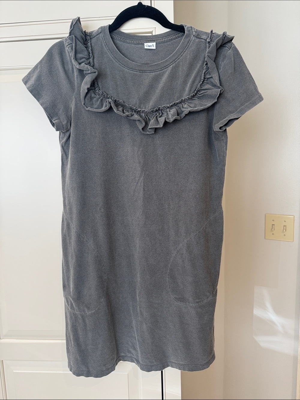 Clare V Gray Ruffle-Trim Casual Dress